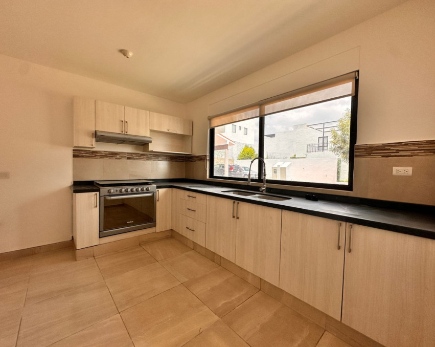 Casa en Condominio en venta en Artessa Zibata